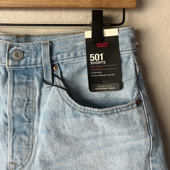 Levi’s premium 501 distressed jean shorts NWT - Picture 9 of 13